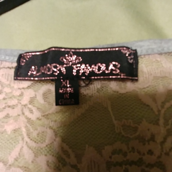 Butterfly Tee - Picture 3 of 3